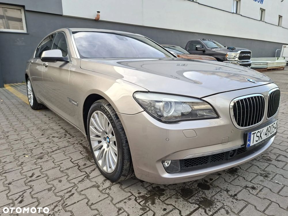 BMW Seria 7 760i L - 13