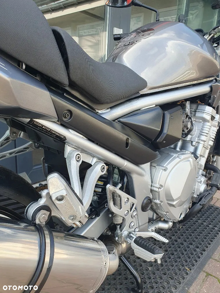 Suzuki Bandit - 6