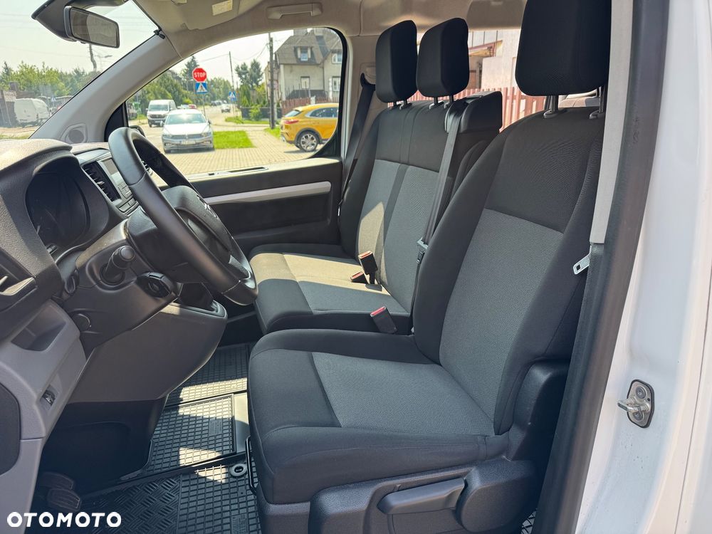 Opel Vivaro Long 3,1t Enjoy (bryg.) - 16