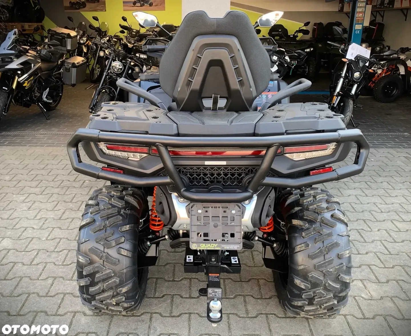 CFMoto CForce - 6