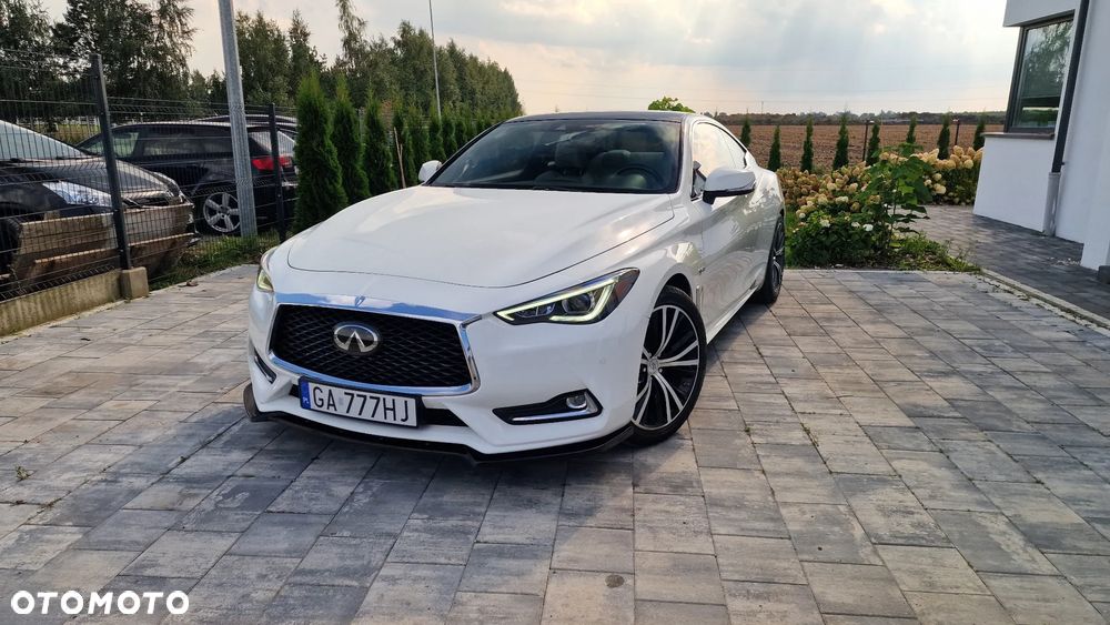 Infiniti Q60 Q60S 3.0t Coupe AWD Sport Tech - 11