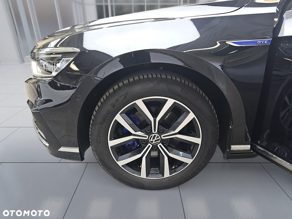 Volkswagen Passat - 35