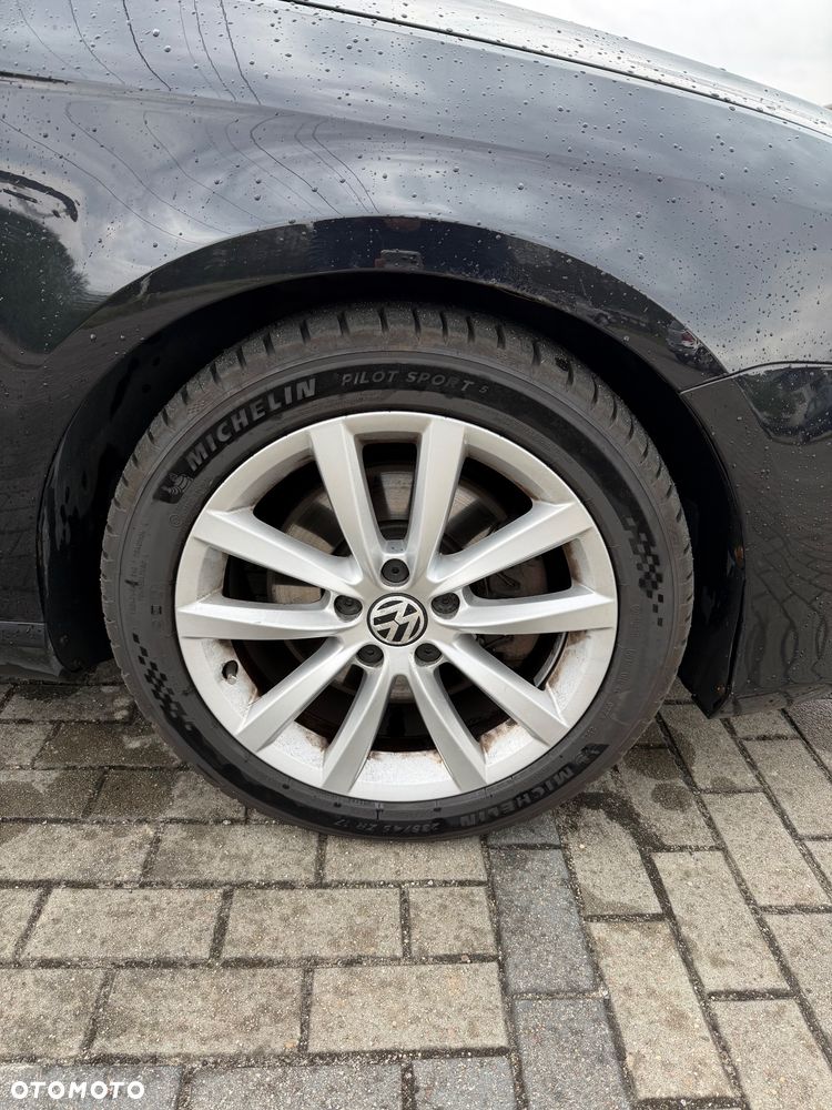 Volkswagen Passat 2.0 TDI Highline - 18