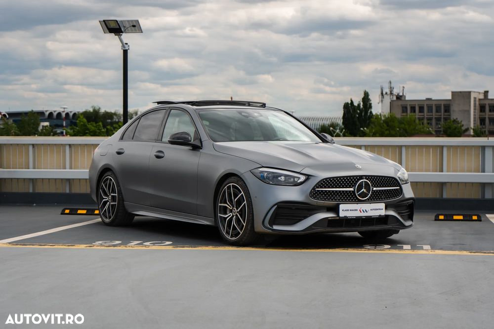 Mercedes-Benz C 300 4MATIC 9G-TRONIC AMG Line - 3