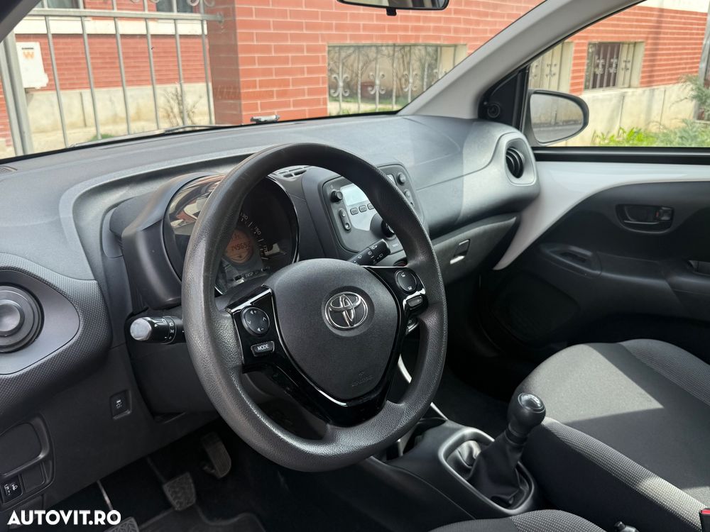 Toyota Aygo 1.0 VVY-I 5 usi X - 6