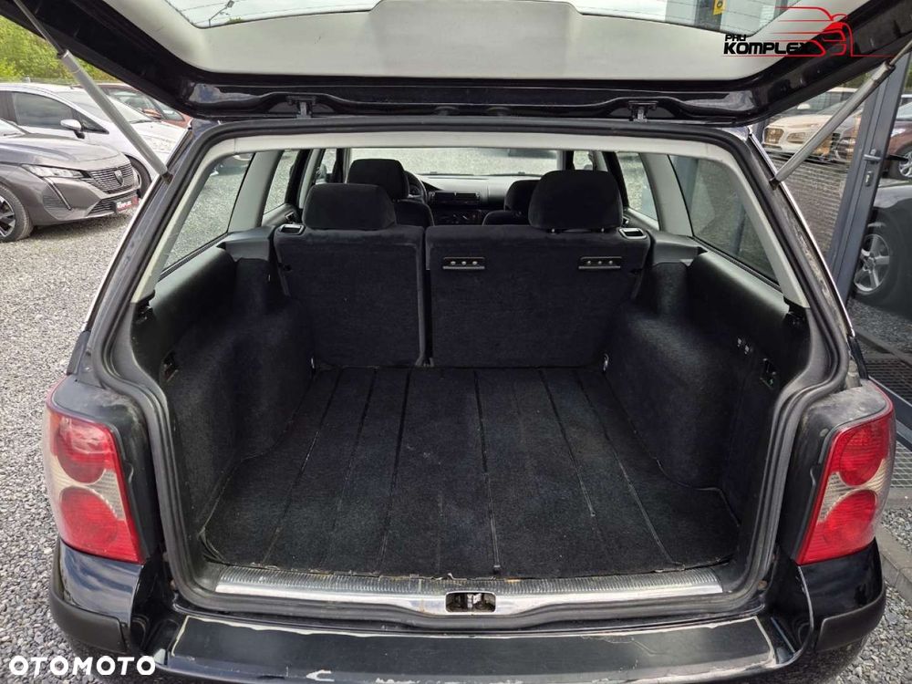 Volkswagen Passat - 16