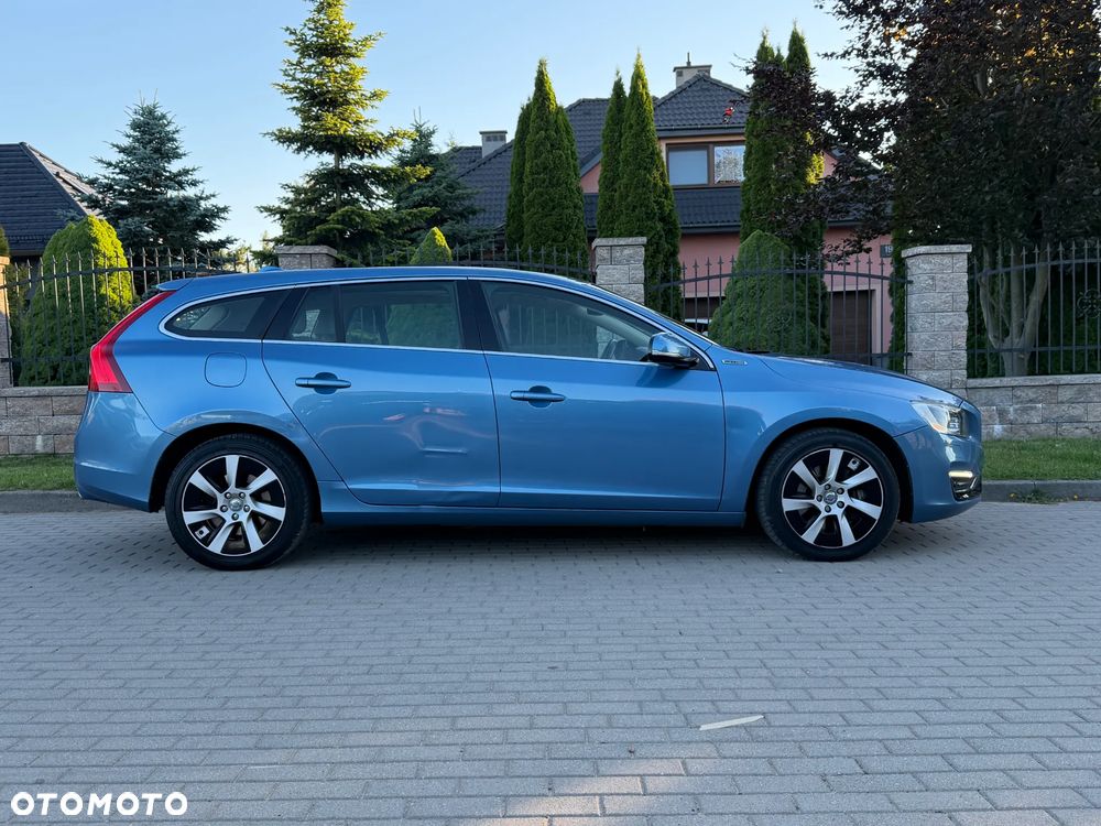 Volvo V60 D6 Plug-In-Hybrid AWD Geartronic Summum - 7