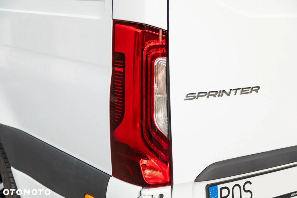 Mercedes-Benz Sprinter 907 316 CDI - 10
