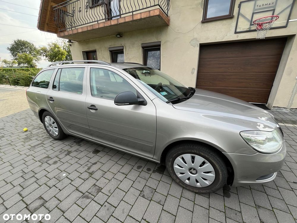 Skoda Octavia 1.6 Combi Aktionsmodell - 3