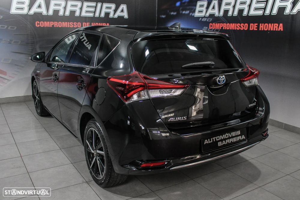 Toyota Auris 1.8 HSD Comfort +P.Techno+P.Sport - 20