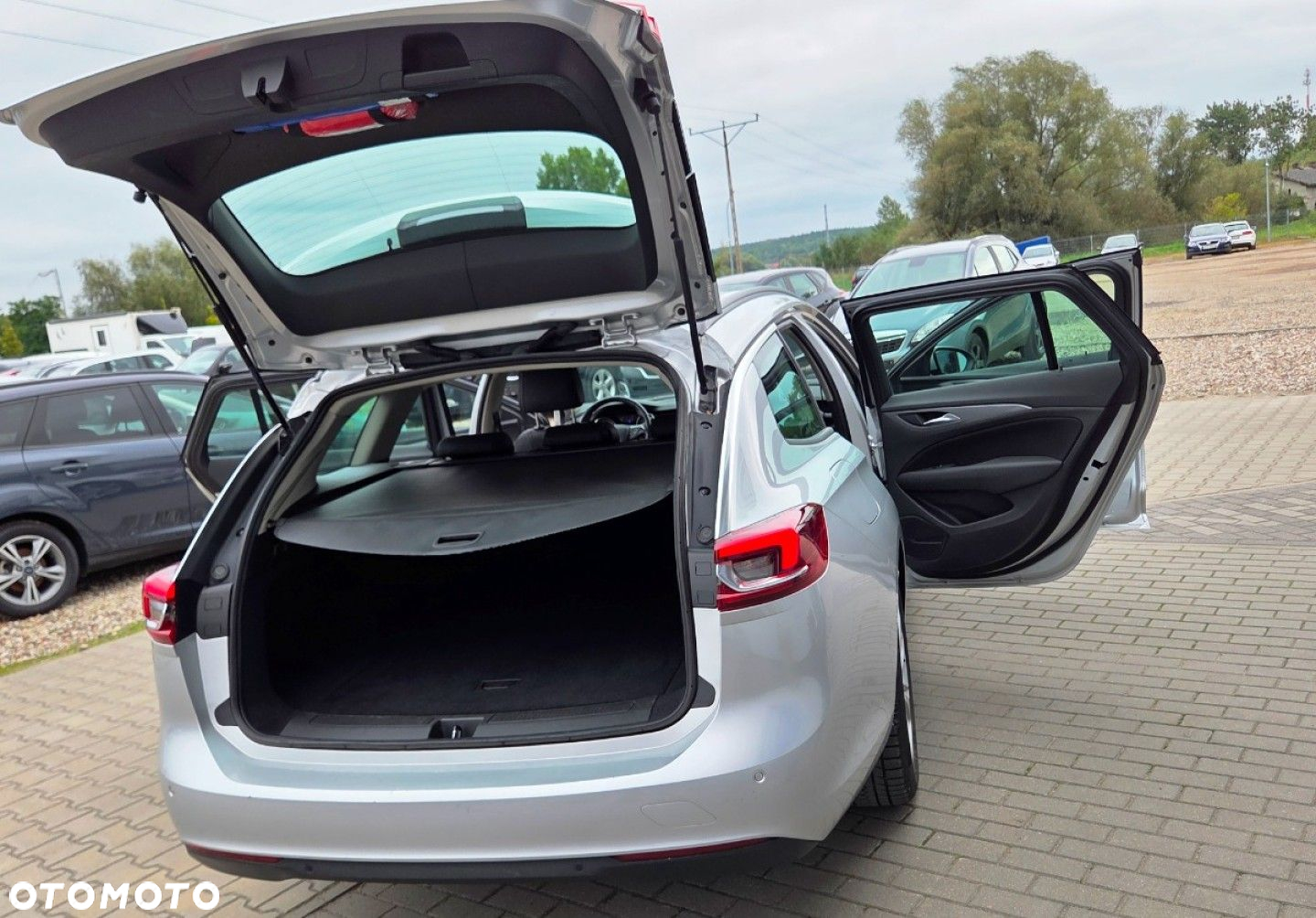 Opel Insignia - 34