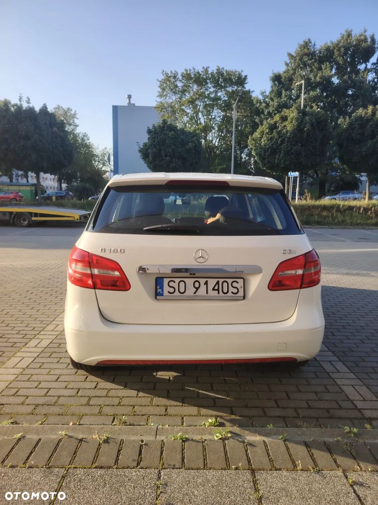 Mercedes-Benz Klasa B 180 CDI (BlueEFFICIENCY) - 4