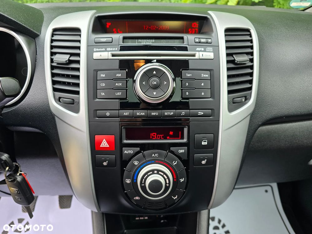 Kia Venga 1.4 CVVT Spirit - 27