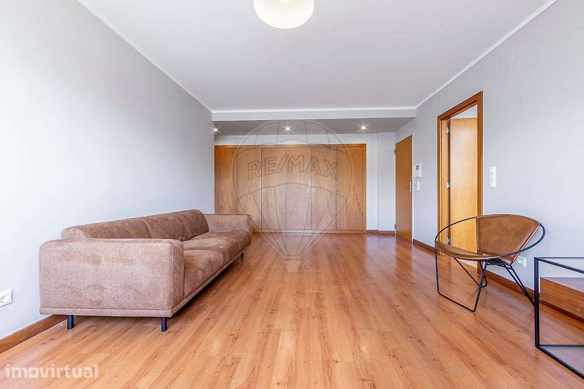 Apartamento T1 para venda - Grande imagem: 2/18