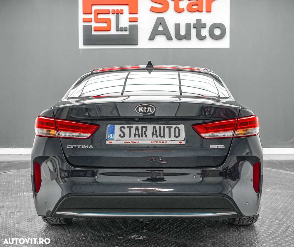 Kia Optima 2.0 T-GDI 6AT GT - 6