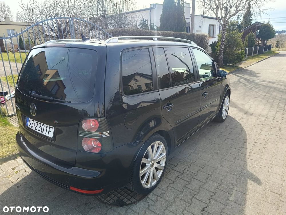 Volkswagen Touran 2.0 TDI DPF Highline Perfectline - 14