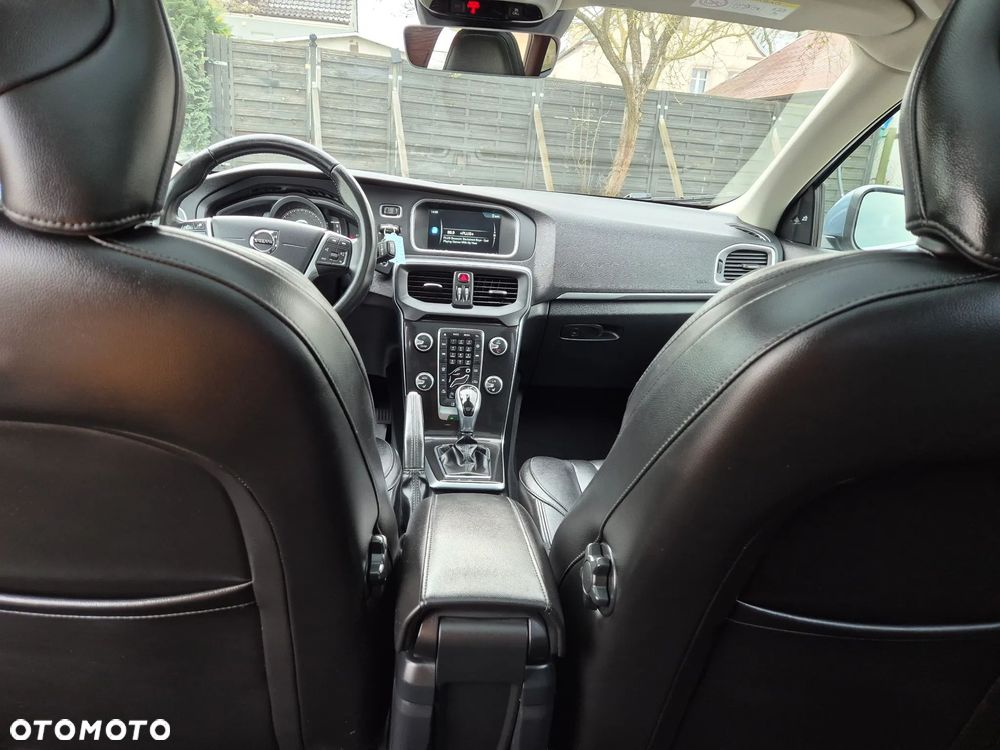 Volvo V40 D3 Geartronic Inscription - 13