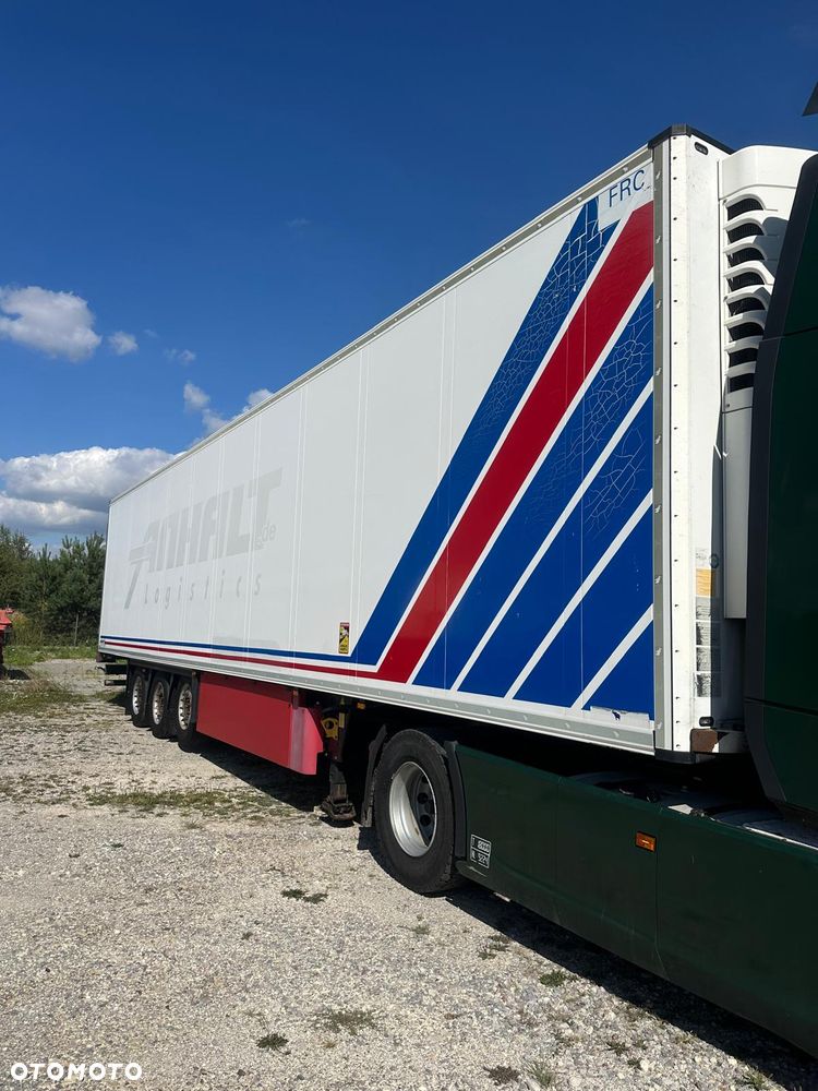 Schmitz Cargobull SKO 24/L - 2