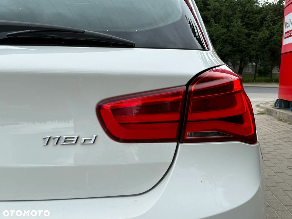 BMW Seria 1 - 12