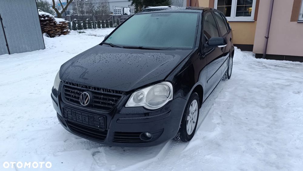Volkswagen Polo 1.9 TDI Highline - 1