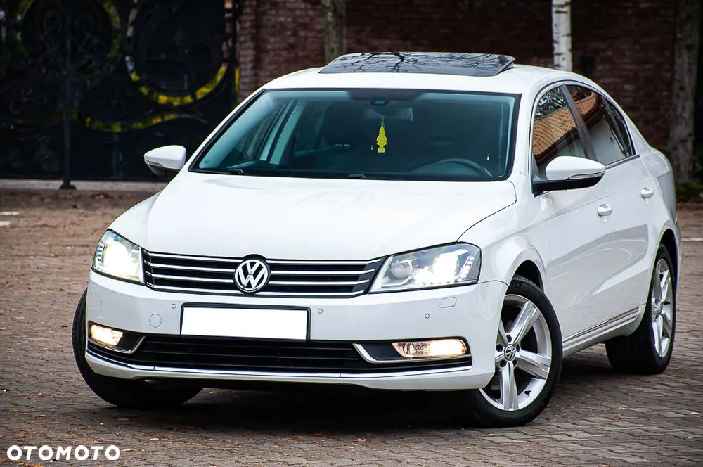 Volkswagen Passat 2.0 Blue TDI SCR Highline - 11