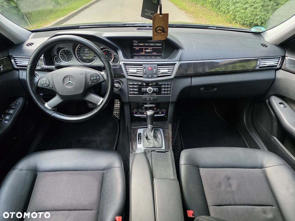 Mercedes-Benz Klasa E 220 CDI BlueEff Avantgarde - 6