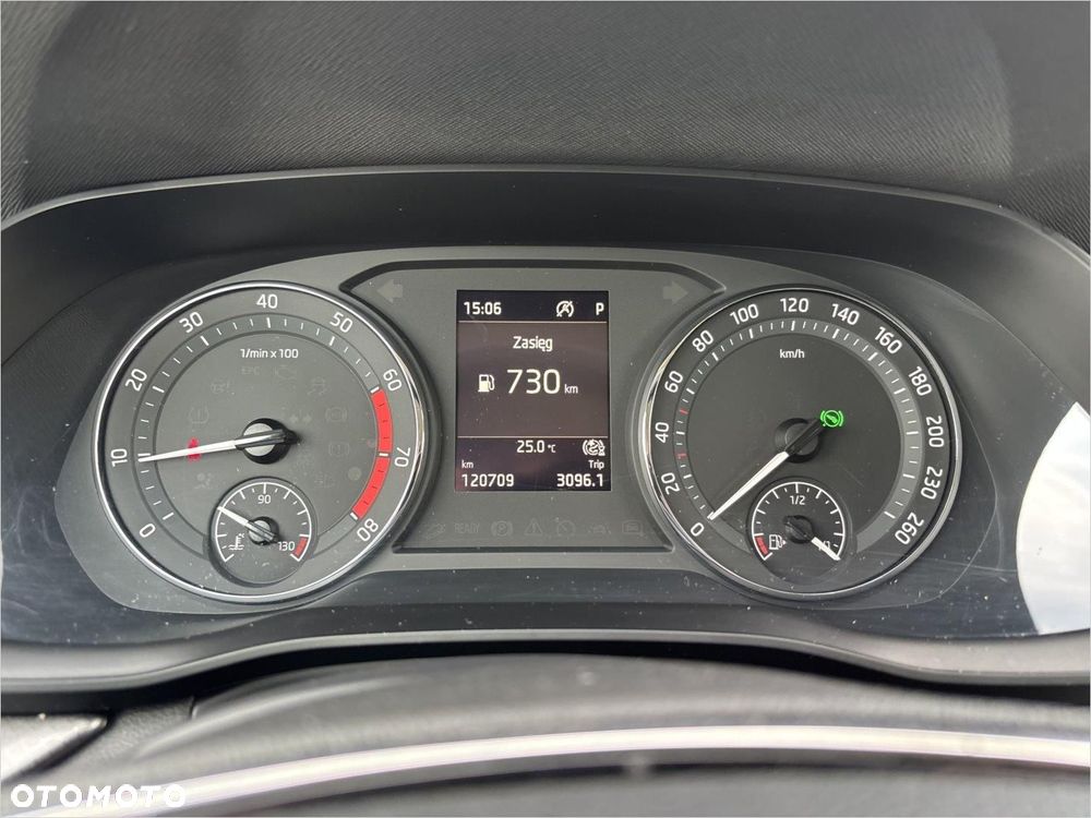 Skoda Octavia 1.5 TSI e-Tec Ambition DSG - 13