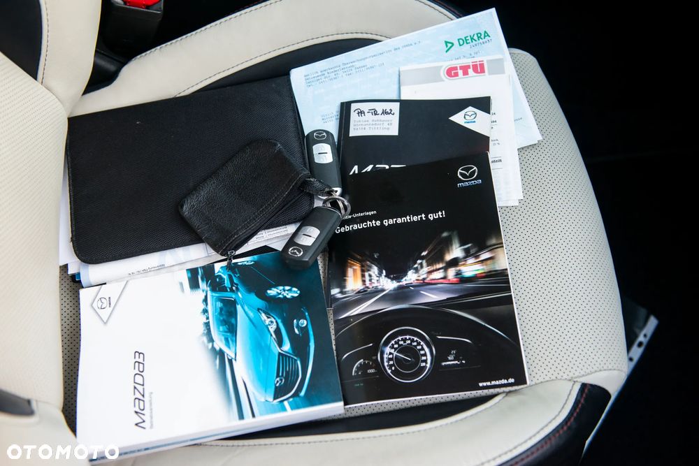 Mazda 3 SKYACTIV-G 165 Exclusive-Line - 40