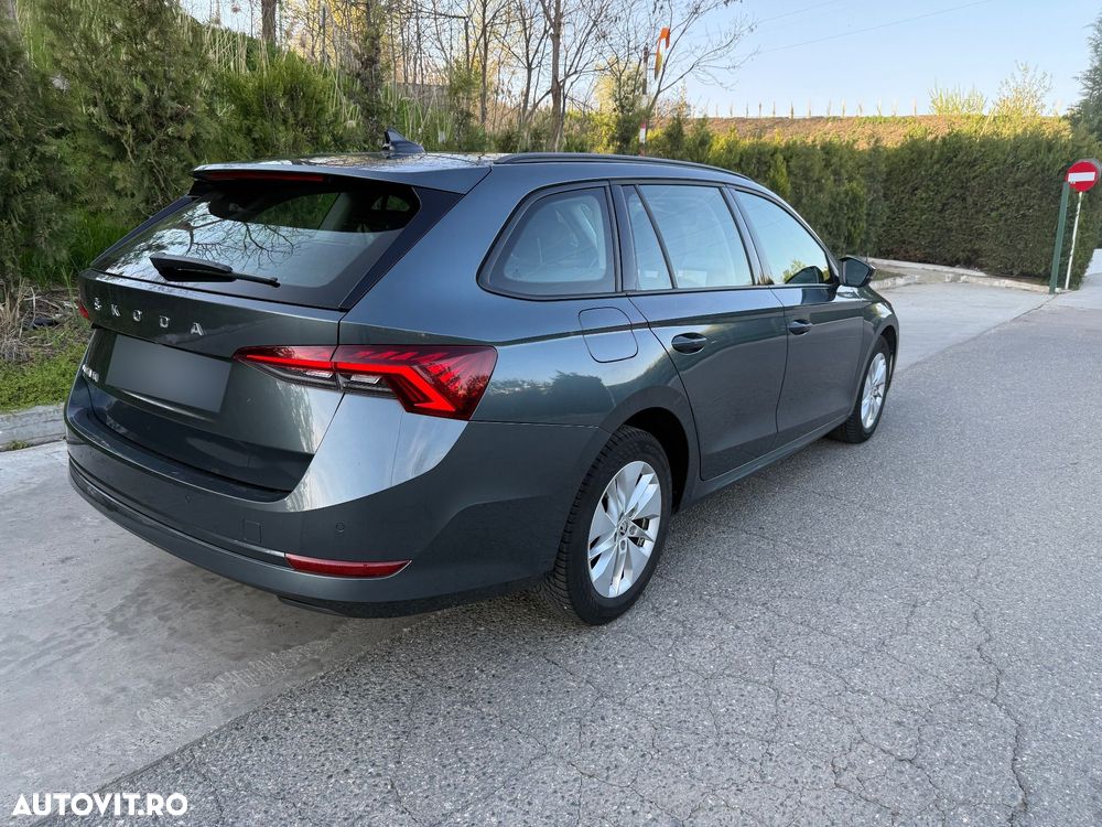 Skoda Octavia 2.0 TDI DSG Ambition - 31