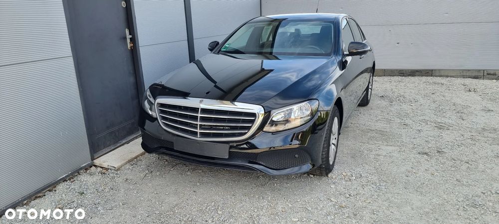 Mercedes-Benz Klasa E 200 d 9G-TRONIC - 15