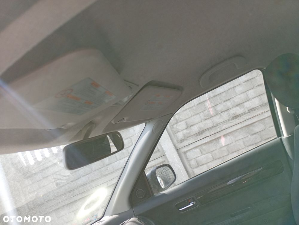 SUZUKI SWIFT 04-08 1.3 M13A - KRATKA NAWIEWU LEWA PRAWA - 19