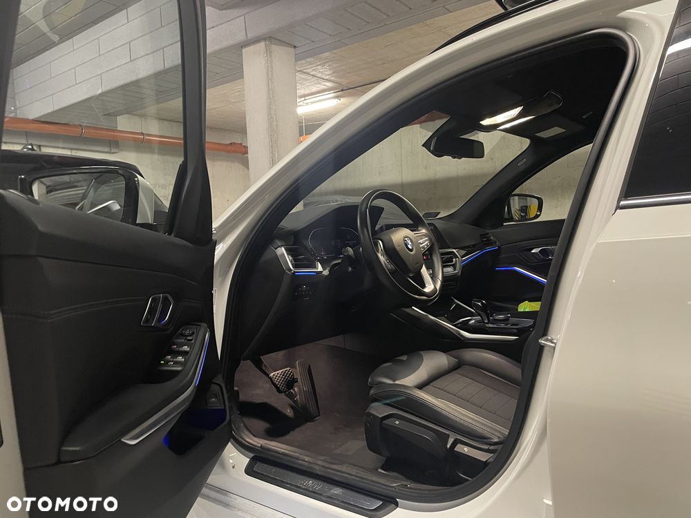 BMW Seria 3 318i Sport Line - 3