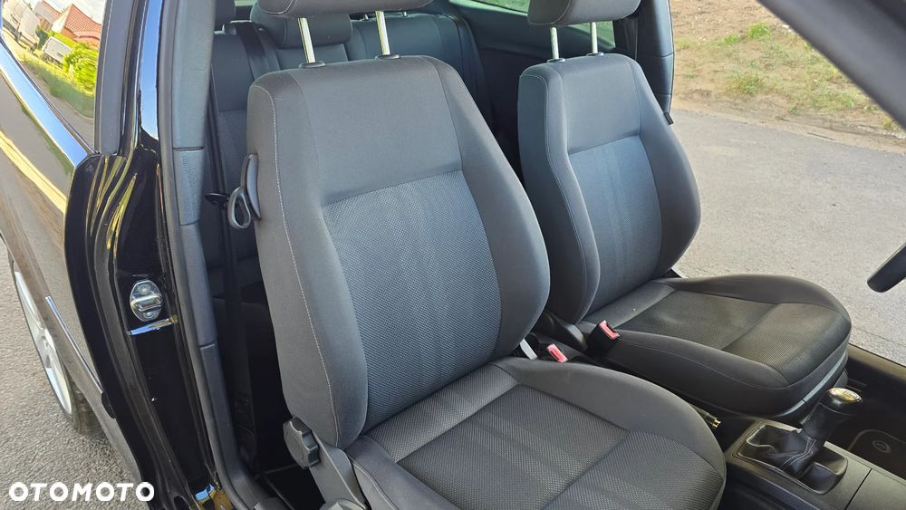 Volkswagen Polo 1.4 Highline - 22