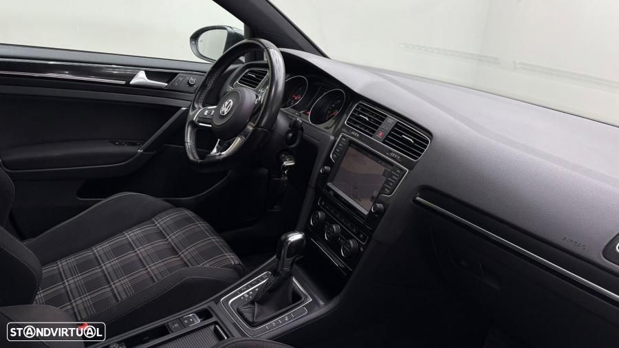 VW Golf GTD (BlueMotion ) DSG - 16