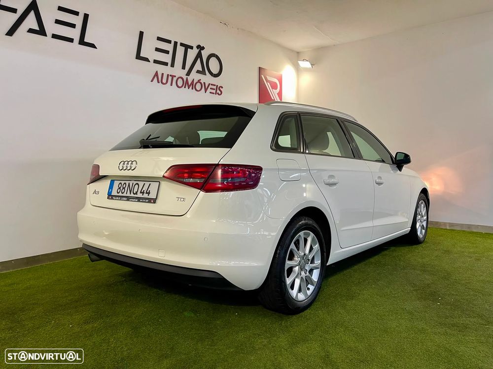 Audi A3 Sportback 1.6 TDI Advance - 7