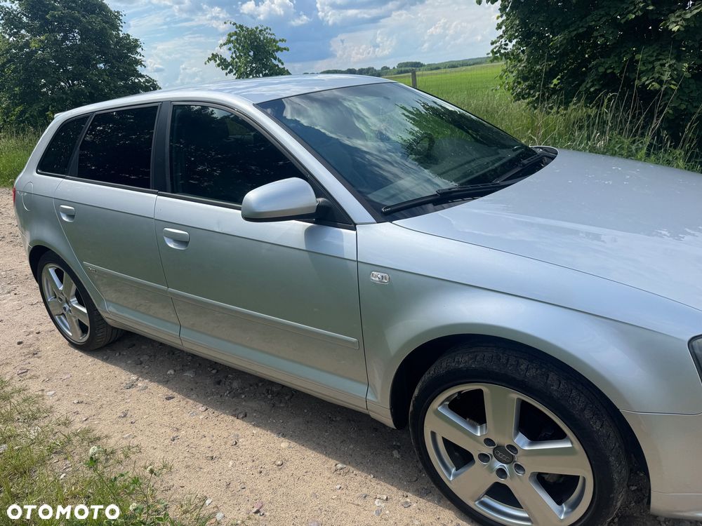 Audi A3 Sportback - 2