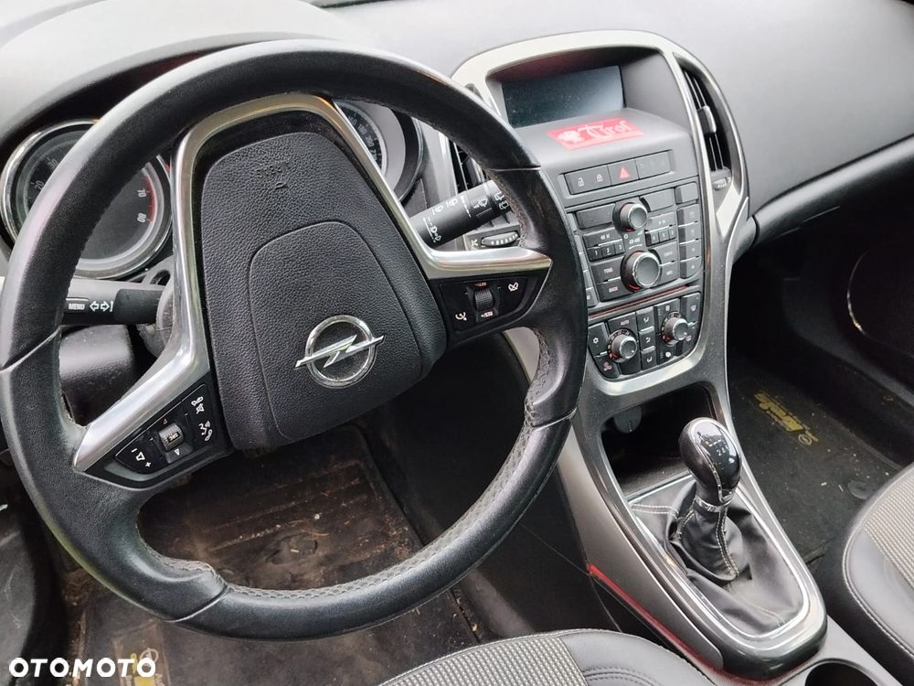 Opel Astra - 8