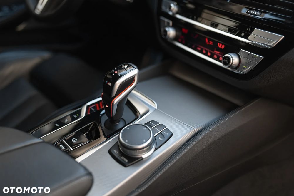 BMW M5 Competition - 22