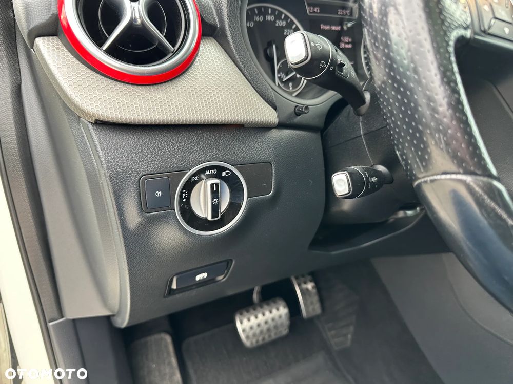 Mercedes-Benz Klasa B - 19