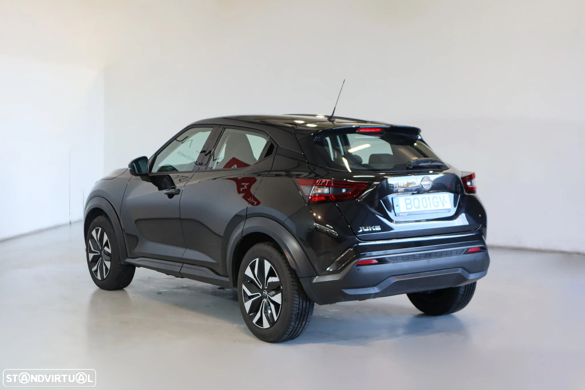 Nissan Juke 1.0 DIG-T N-Connecta DCT - 6