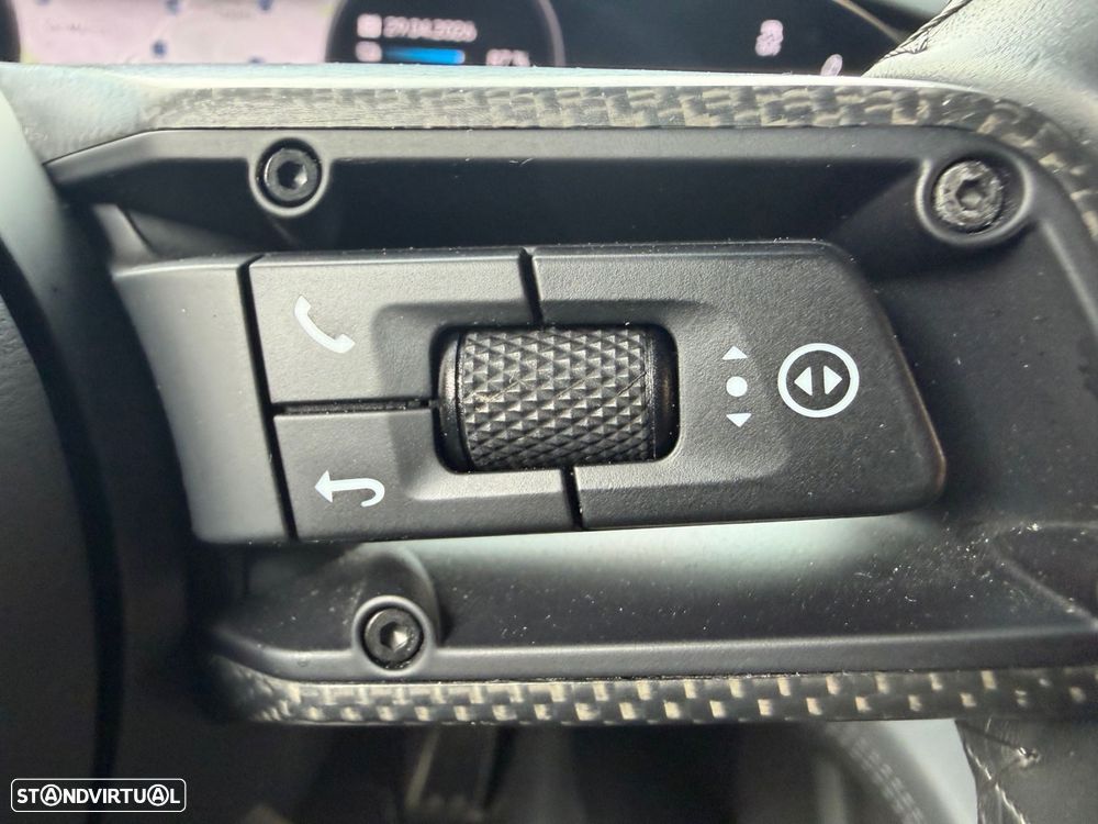 Porsche Taycan Cross Turismo Turbo - 38