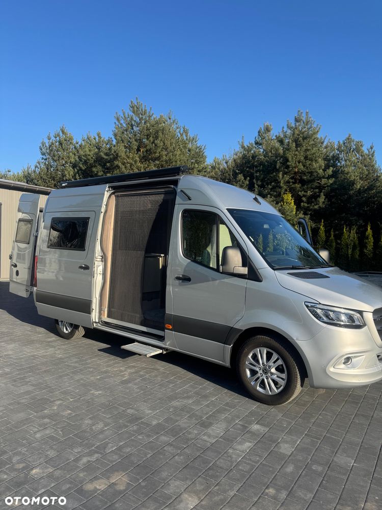 Mercedes-Benz Sprinter 319 Kamper - 1