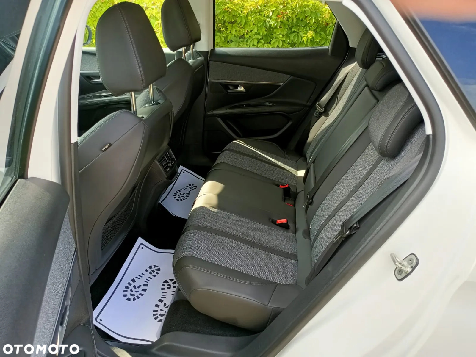 Peugeot 3008 - 18