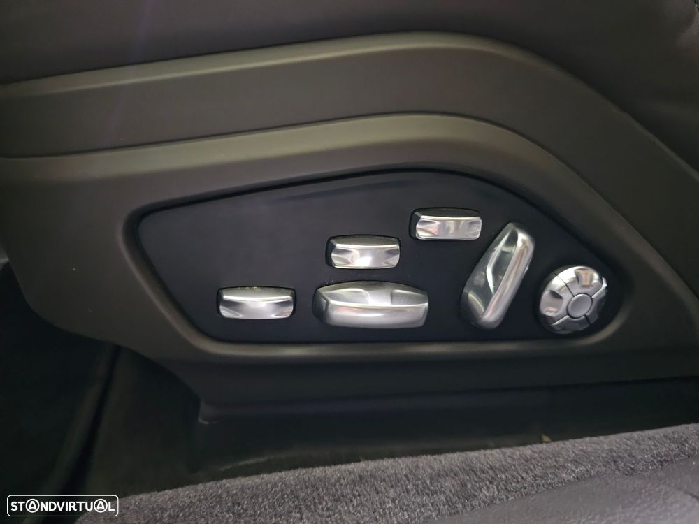 Porsche Panamera 4 E-Hybrid Executive - 37