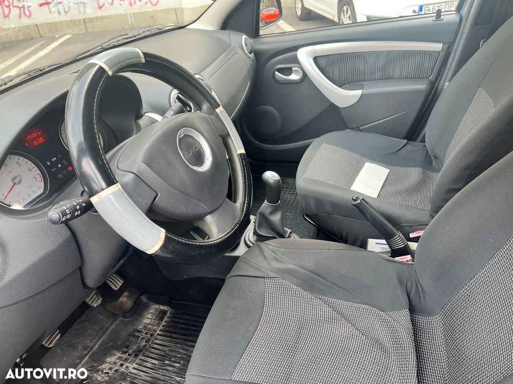 Dacia Logan 1.6 MPI Laureate - 6