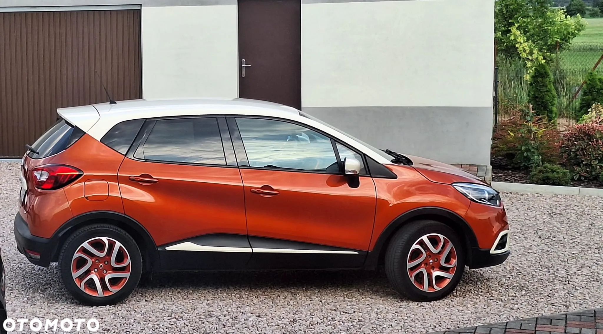 Renault Captur 1.2 TCe Zen EDC - 1