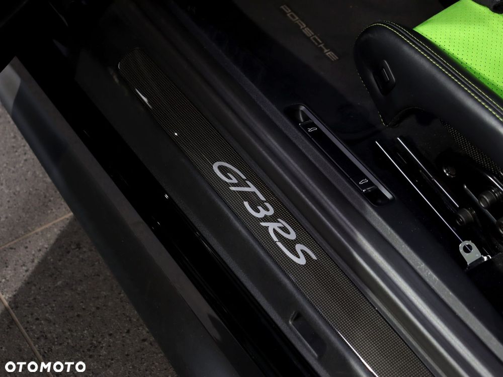 Porsche 911 GT3 RS - 25