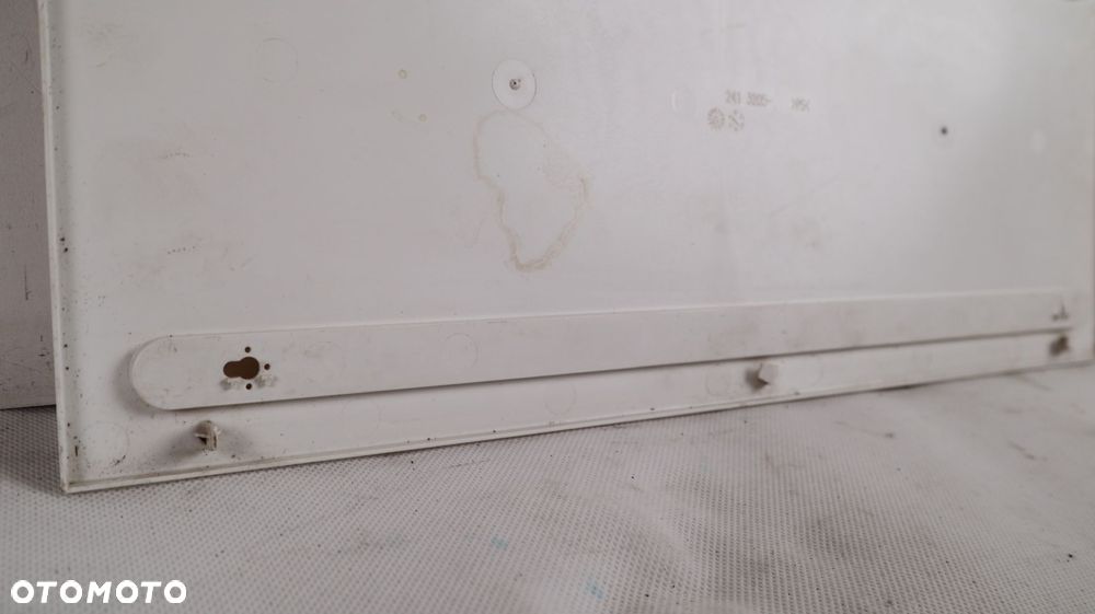 KAMPER PRZYCZEPA KEMPINGOWA ZAMKNIĘCIE KRATKI WENTYLACYJNEJ LODÓWKI  48 CM X 22,3 CM - 9