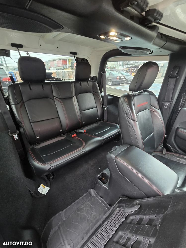 Jeep Wrangler 2.0 T-GDI Hardtop AWD Automatik Rubicon - 18