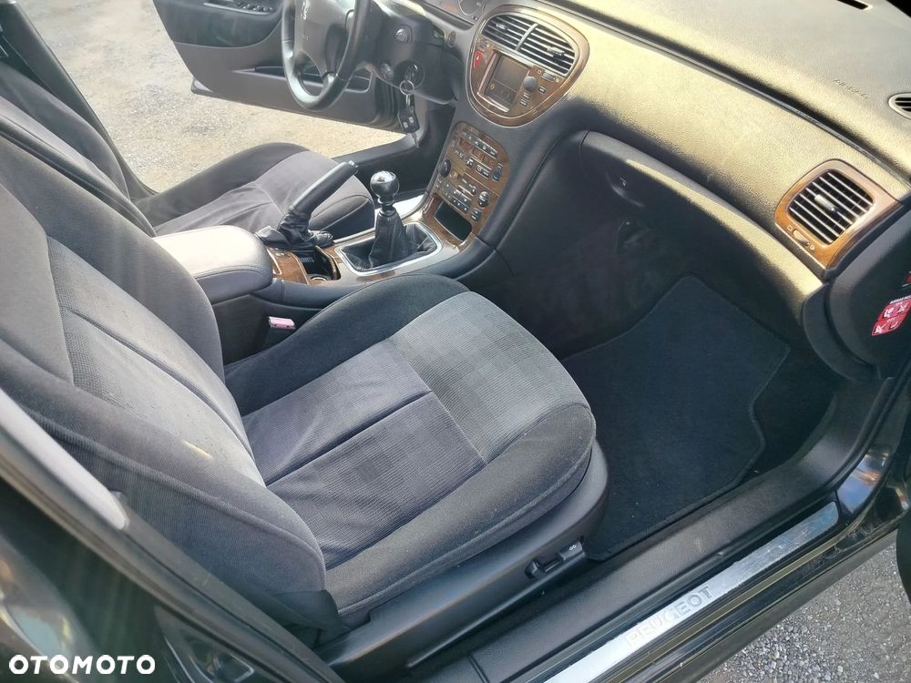 Peugeot 607 - 25